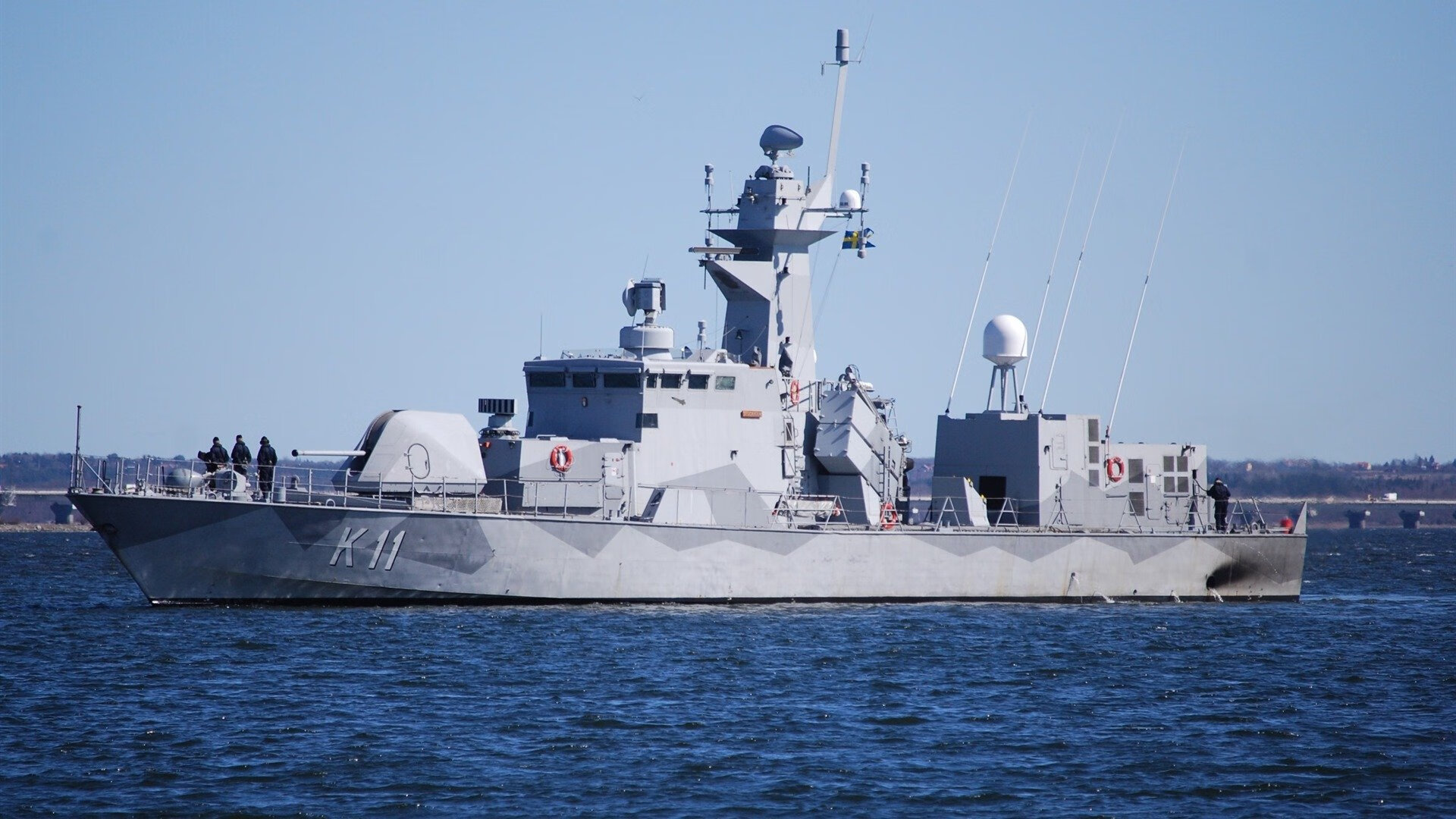 东方破晓时，西方夜幕下的字母哥用53分点燃星河