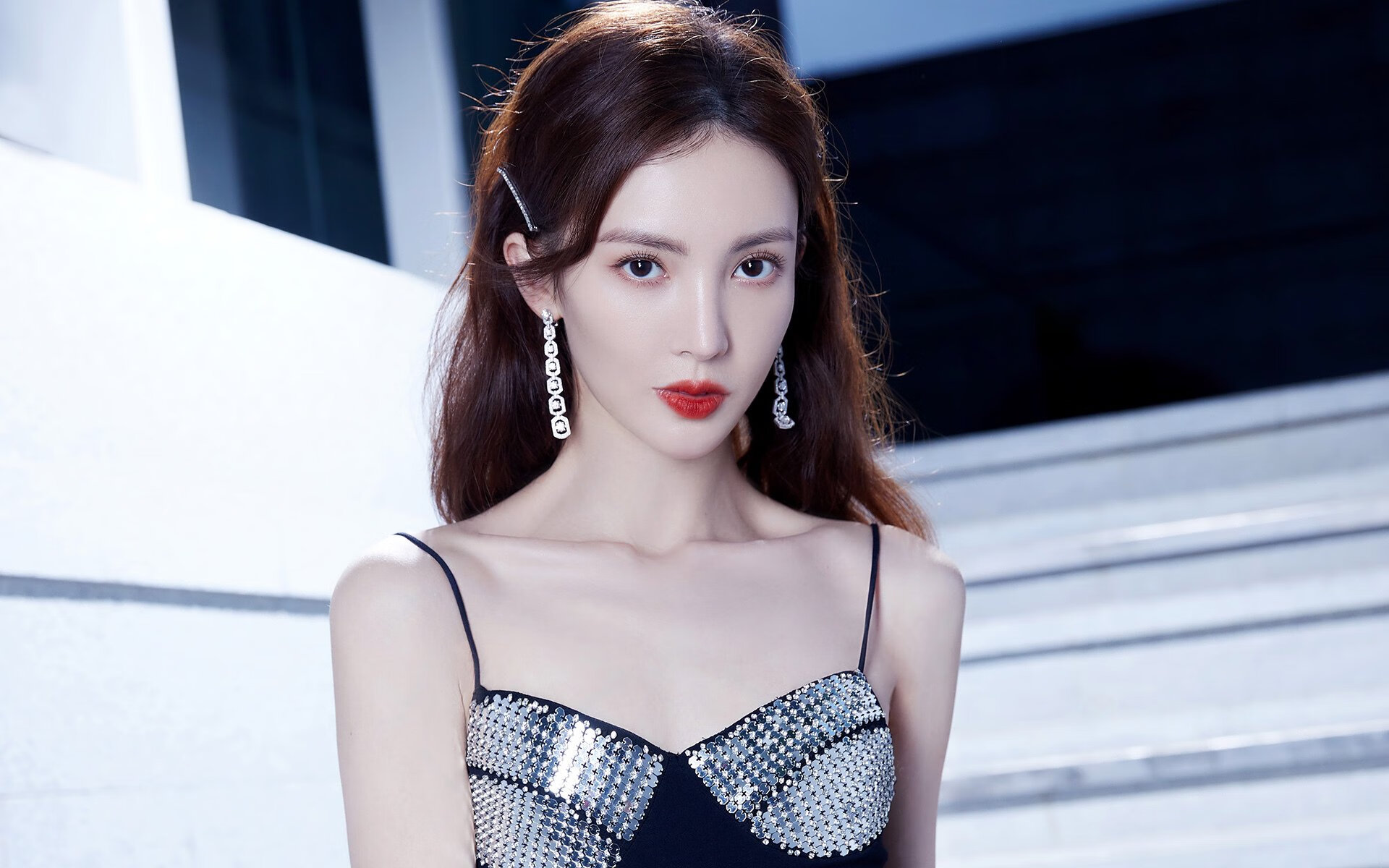 开云体育app-以时空为界，库里一剑封喉，当灰熊披上上海的战袍