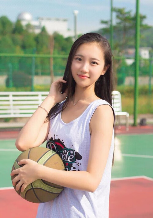 主,霍勒迪,今夜我们为你起立鼓掌