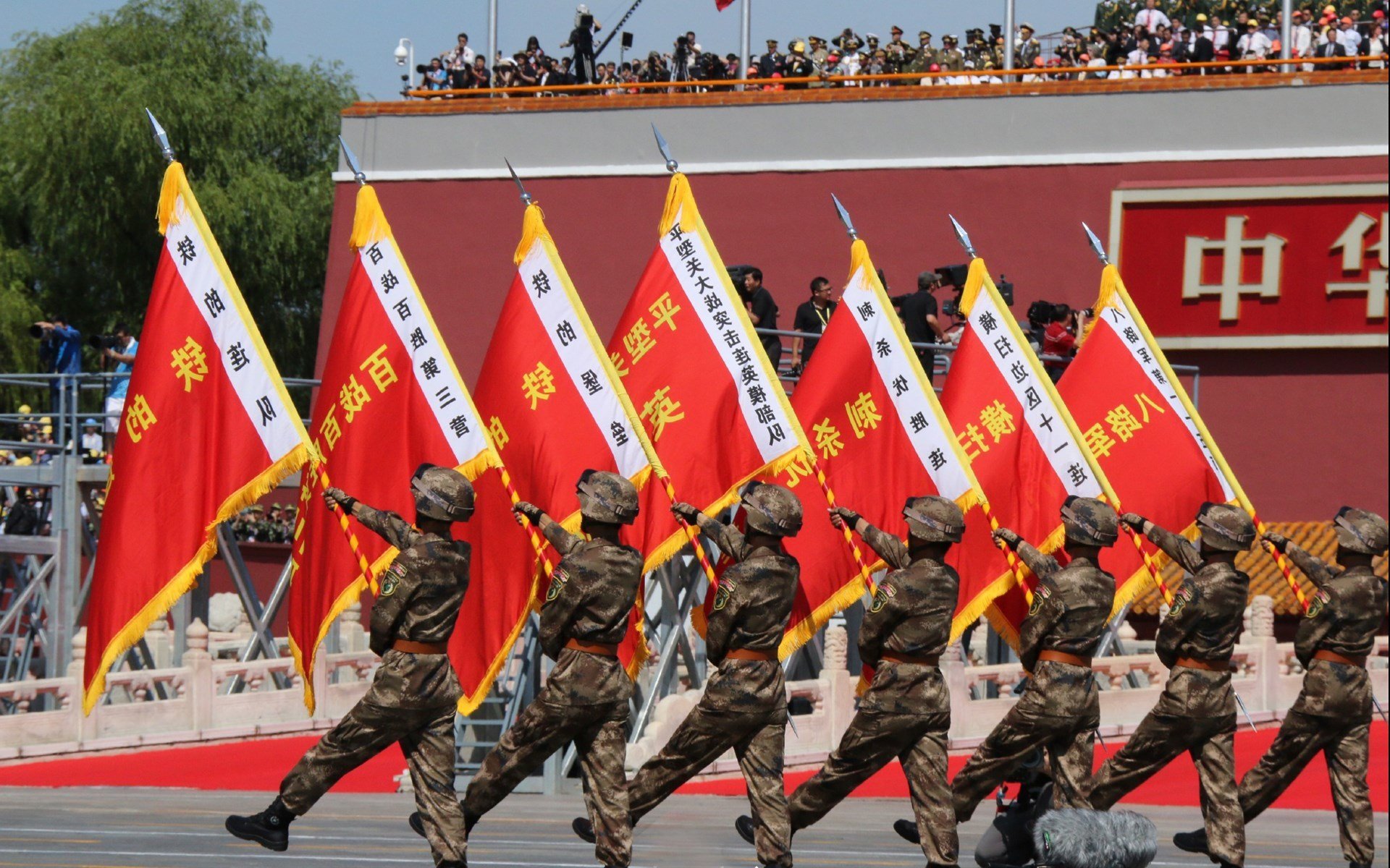 冰与火之歌，基多高原炼狱夜，厄瓜多尔以钢铁意志熔断乌拉圭，贝林厄姆用双脚写下举世无双